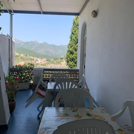 Rosa Apartamento Scala